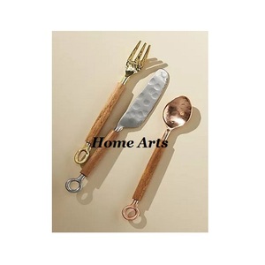 Ensemble de couverts en laiton de qualité supérieure Design classique couleur or fourchette cuillère couteau à beurre ensemble de couverts à vendre - Product Image 2