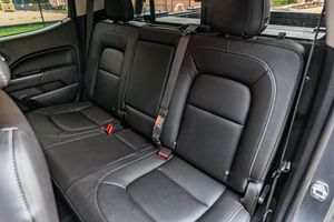 Chevrolet Colorado ZR2 Bison 2020 Usado, 1 Dueño, Diferenciales Bloqueables, 4x4, Modificaciones Overland, Cámara Trasera, Euro - Product Image 3