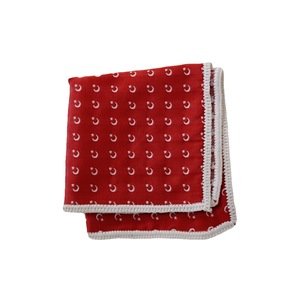 ผ้าเช็ดหน้าถักมือลายธงชาติตุรกีสีแดงขาว ผลิตจากโพลีเอสเตอร์ 100% โดย Authentic Textile Ltd. - Product Image 2