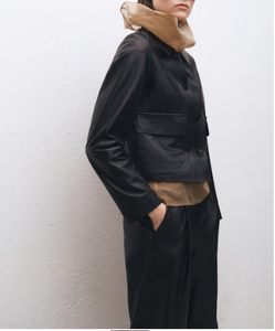 Chaqueta de Cuero de Alta Calidad en Oferta para Mujer, Nuevo Diseño de Moda - Product Image 2