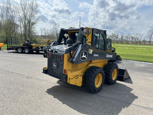 Chargeuse compacte d'occasion professionnelle Deere 333G 324G abordable à vendre – Pelle compacte durable pour la construction, performance et technologie avancées - Product Image 4