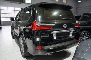 Lexus GX SUV noir d'occasion, véhicule utilitaire sport de luxe à essence pour le transport professionnel - Product Image 4