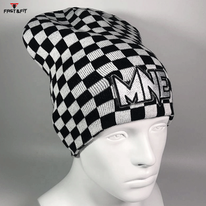 Bonnet d'hiver sur mesure, nouveau design, chaud, respirant, en polaire tricotée, coton confortable à porter, motif imprimé imperméable - Product Image 3