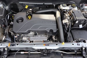 GMC Terrain SLE 2024 Usada en Buen Estado - Product Image 5