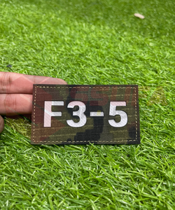 แผ่นตัดด้วยเลเซอร์เครื่องแบบเครื่องแบบโลโก้ที่กำหนดเองใหม่ - Product Image 1