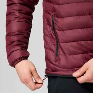 Veste matelassée douce et chaude conçue pour les activités de plein air hivernales avec une coupe confortable et flexible - Product Image 6