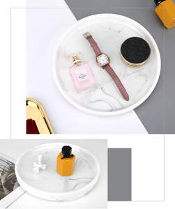 Elegante bandeja de baño redonda de resina Organizador esencial para una lujosa experiencia de spa en juegos de baño en casa - Product Image 3