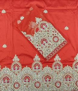 Nuevo y Popular Tela George Nigeriana con Cuentas de Piedra y Blusa, 5 Yardas, para Fiestas y Ocasiones Especiales - Product Image 1