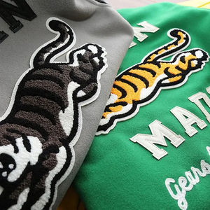 Chaqueta de estilo universitario unisex con diseño de hombro vuelto Material de tela de lona de estilo de trabajo de invierno hecho en Pakistán - Product Image 6