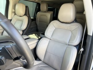 Lincoln Navigator L Reserve 2024 d'occasion en excellent état - Product Image 4