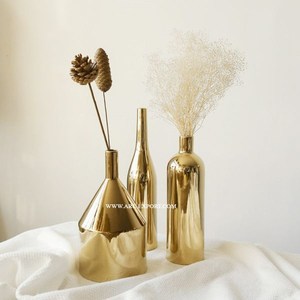 Hot Selling Modern Luxury Metal Flower <b>Vases</b> Premium Quality Design for Garden Wedding Decoration Customized Home Decor Supply - Product Image 1