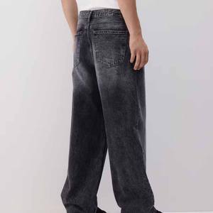 Vente en gros de jeans d'été tissés pour hommes tendance personnalisés style vintage baggy léger avec coupe droite délavé foncé design décontracté - Product Image 4