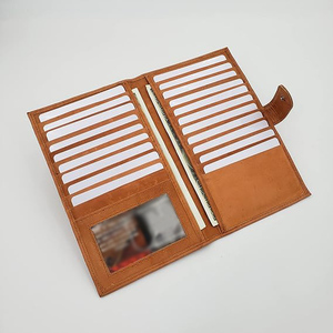 Cartera larga ligera de tendencia para hombre, logotipo personalizado, cierre de botón a presión, piel auténtica de alta calidad, precio al por mayor OEM - Product Image 3