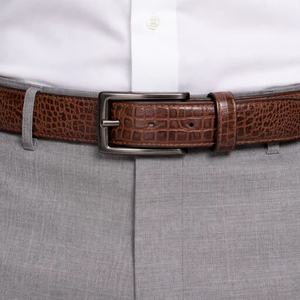 Cinturón de Cuero Genuino para Hombre |   Cinturón Marrón con Estampado de Cocodrilo |   Hebilla Clásica |   Fabricante Mayorista OEM |   Divine International - Product Image 1