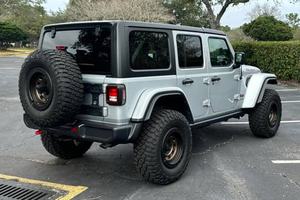 PRÊT À ÊTRE EXPÉDIÉ LHD/RHD 2022 JEEP WRANGLER UNLIMITED RUBICON 4X4 XTREME RECON PAKET PNEUS 35 POUCES MOTEUR V6 - Product Image 3