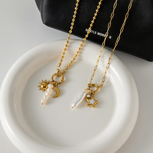 <span class=keywords><strong>Collier</strong></span> pendentif en acier inoxydable plaqué <span class=keywords><strong>or</strong></span> 18 carats avec <span class=keywords><strong>perle</strong></span> d'eau douce et zircon blanc, fermoir marin J&D - Product Image 6