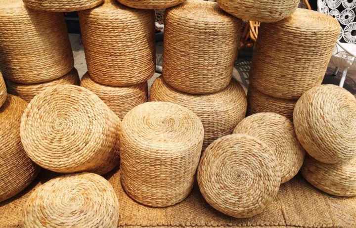 High Quality Natural Water Hyacinth Ottoman Hand-Woven Straw Stool Modern Design Home Kitchen Living Room Wholesale Furniture
