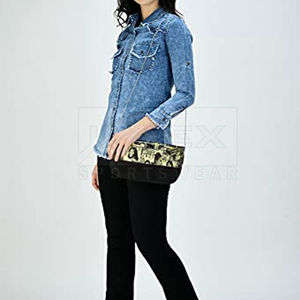 Camisa Vaquera a Cuadros Informal de Invierno para Mujer, con Logotipo en la Parte Delantera, Versátil, Cómoda y Elegante para el Uso Diario y la Moda Urbana - Product Image 4