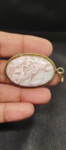 จี้ทองเหลืองประดับด้วยอาเกตธรรมชาติ |   สร้อยคอทองชุบแบบเชื่อมต่อ ประดับพลอยแบบฝังขอบ งานแฮนด์เมด สำหรับงานแต่งงาน - Product Image 5