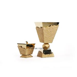 Brûleur de Oud en laiton plaqué or antique Brûleur artisanal indien pour encens en métal des pays du Golfe et brûleur de Bakhoor - Product Image 3