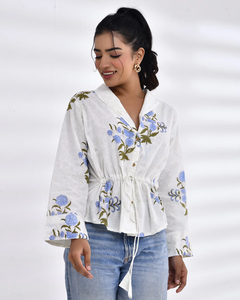 Precioso vestido maxi de cintura cruzada con estampado floral inspirado en Butta diseñado para mujeres con estilo elegante - Product Image 1