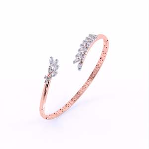 สร้อยข้อมือแบบเปิดออกแบบสีโรสโกลด์สีขาวทึบ14K สร้อยข้อมือเพชรสวยงาม18.2มม. สำหรับปลูกในห้องปฏิบัติการ - Product Image 2