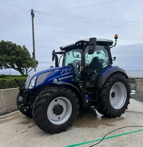 Pour tracteur T5.140 DCT Blue Power 4x4 4WD 120HP avec roulement de pompe de boîte de vitesses - Product Image 1