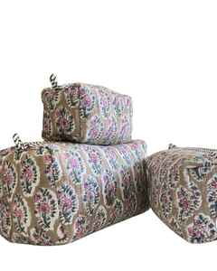 Sac de voyage en coton imprimé matelassé résistant à l'eau avec fermeture éclair durable |   Organisateur de maquillage écologique - Product Image 2