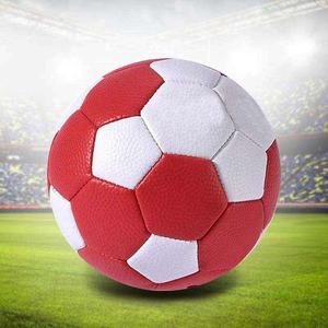 Ballon de football promotionnel personnalisable en cuir PU pliable cousu taille officielle 5 service OEM haute rétention d'air nouveau design - Product Image 6