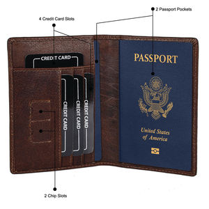 Porte-passeport en cuir véritable avec technologie de blocage RFID Couverture de passeport britannique durable Porte-passeport britannique adapté aux hommes - Product Image 2