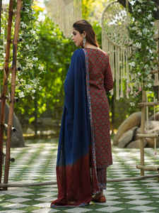 เสื้อคลุมแขนสามส่วนลายชนเผ่าสีน้ำตาลแดงพร้อมกางเกงและผ้าฝ้ายย้อมสี - Product Image 5