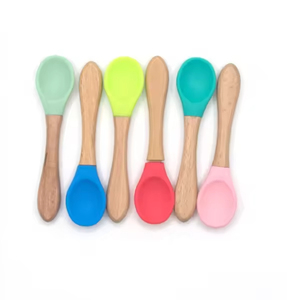 Cuillères en <span class=keywords><strong>silicone</strong></span> écologiques en bambou naturel pour la première étape de l'alimentation du bébé - Product Image 4