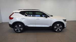 VOLVO XC40 B3 PLUS OSCURO LHD/RHD 2023 USADO - Product Image 5