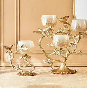 Supports pour colibris dorés et branches de feuilles avec verre givré. Nature. Disponible aux prix de gros. - Product Image 1