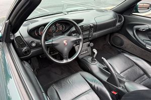 Porsche 911 Carrera Cabriolet d'occasion 2001, conduite à gauche/droite - Product Image 4