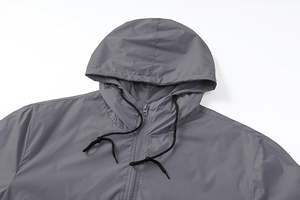 Chaqueta cortavientos ligera de cuero genuino para hombre con capucha y bolsillos impermeable transpirable para uso al aire libre en invierno primavera - Product Image 3