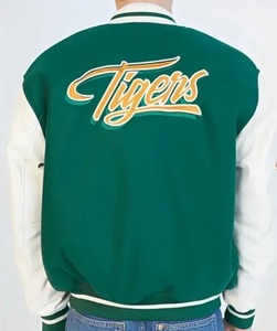 Veste Varsity en laine lourde classique d'hiver durable avec manches contrastées et personnalisation de l'équipe - Product Image 6