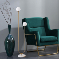 Abat-jour en verre créatif moderne lampadaire vertical en métal meilleur matériau lampe salon chambre coin lampadaire en métal