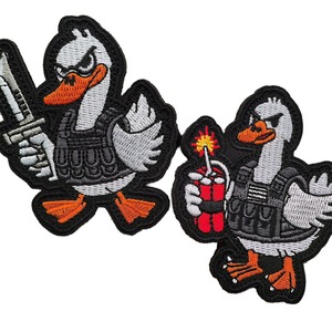 Patchs brodés personnalisés les plus vendus, patchs thermocollants de créateur avec des formes de cœur, d'alphabet et de fleurs pour chapeaux 2025 - Product Image 1