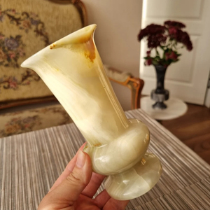 แจกันหินออนิกซ์สีเขียว แจกันดอกไม้หินอ่อนธรรมชาติคุณภาพพรีเมียม สำหรับขายส่งและส่งออก - Product Image 6