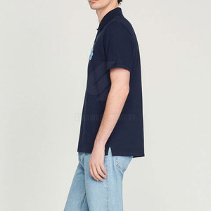 Polo para hombre con logotipo bordado y ajuste cómodo para negocios o uso promocional Polo bordado - Product Image 2