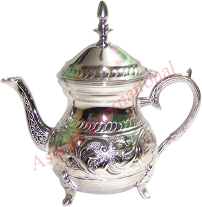 ชุดชาและกาแฟทองเหลืองพร้อมอุปกรณ์ตกแต่งกาแฟทองแดงเครื่องเงินเครื่องดื่มทองเหลืองทุกฤดูรองรับกล่องสีโลหะ - Product Image 5