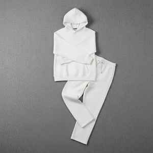 Conjunto Deportivo de Invierno Unisex de Alta Calidad OEM, 100% Algodón, Estilo Casual, Personalizado, con Capucha, de Dos Piezas, con Estampado Sólido - Product Image 1