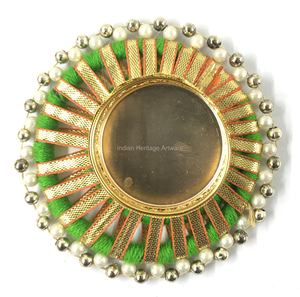 เชิงเทียนโลหะแบบแฮนด์เมดสไตล์อินเดียดั้งเดิมมีมุกดีไซน์พื้นเมืองในร่มกลางแจ้งสำนักงานเทศกาลดิวาลีงานแต่งงาน - Product Image 5