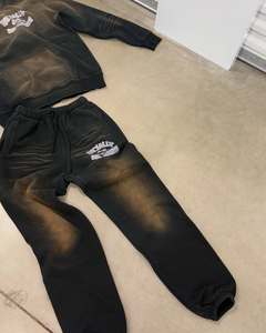 Survêtement à manches longues pour adultes, survêtement de taille XL avec logo personnalisé, survêtement sérigraphié à bas quantité minimale de commande, fabriqué au Pakistan - Product Image 2