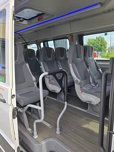 Volkswagen Crafter 103 Van 2022 Usada, 21 Asientos, Faros LED, Aire Acondicionado Automático, Neumáticos R16, Volante a la Izquierda, Gasolina - Product Image 2