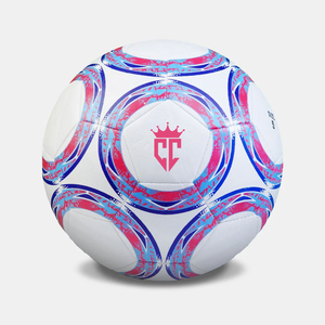 Balón de fútbol de cuero PU de alta calidad, tamaño oficial, logotipo personalizado impreso, el mejor fabricante para uso profesional en fútbol - Product Image 1