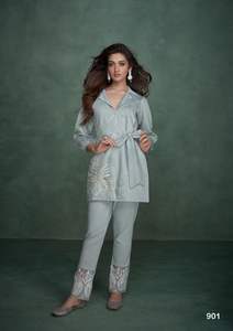 Último diseñador Viscose Chanderi trabajo a mano bordado trabajo cordón conjunto por Fab Zone - Product Image 2