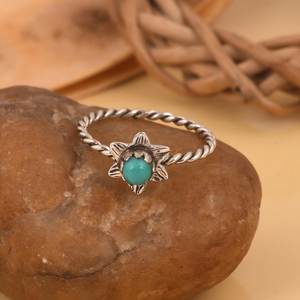 แหวนเงินสเตอร์ลิงสีฟ้าครามทำด้วยมือแหวนลายดอกไม้สไตล์โบฮีเมียนเครื่องประดับเทอร์ควอยซ์ธรรมชาติของขวัญสำหรับเธอ - Product Image 5