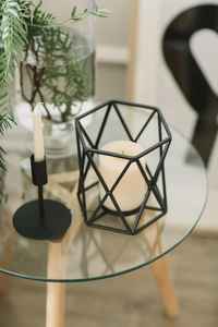 Porte-bougie en métal de style vintage unique et élégant pour la décoration de la chambre à coucher, du salon, de la table à manger et du bureau - Product Image 5